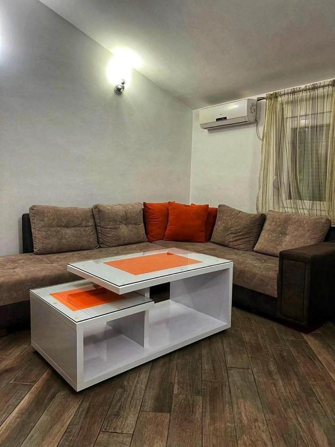 Apartmani Jankovic บุดวา ภายนอก รูปภาพ