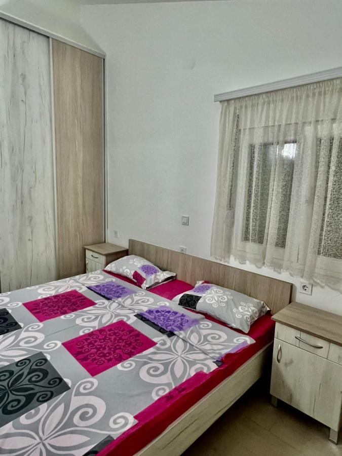Apartmani Jankovic บุดวา ภายนอก รูปภาพ