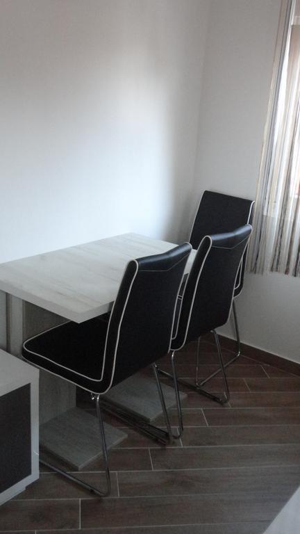 Apartmani Jankovic บุดวา ภายนอก รูปภาพ